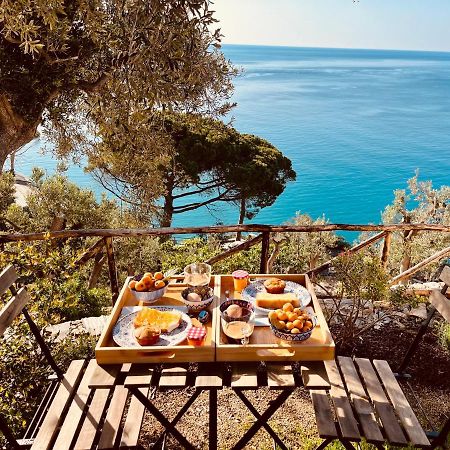 Hotel Eufonia Del Mare Finale Ligure Zewnętrze zdjęcie