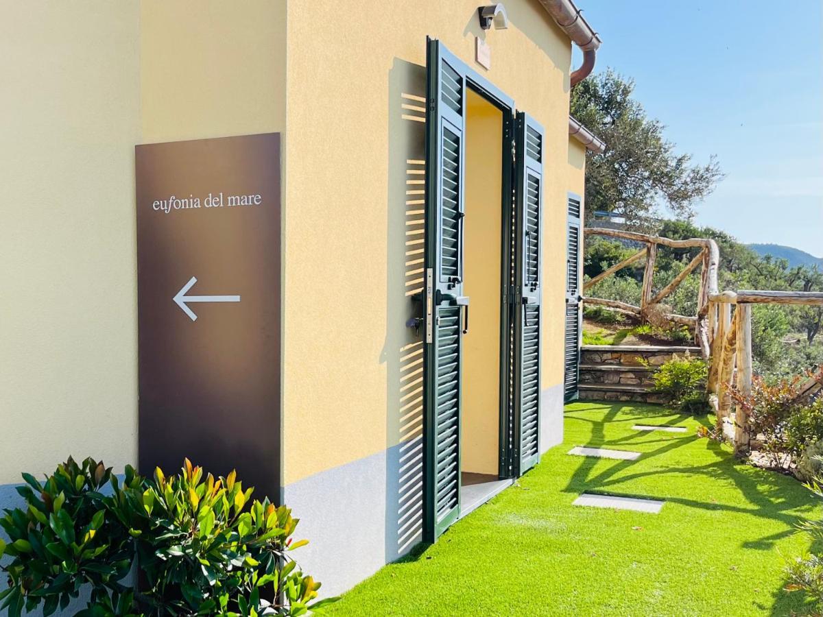 Hotel Eufonia Del Mare Finale Ligure Zewnętrze zdjęcie