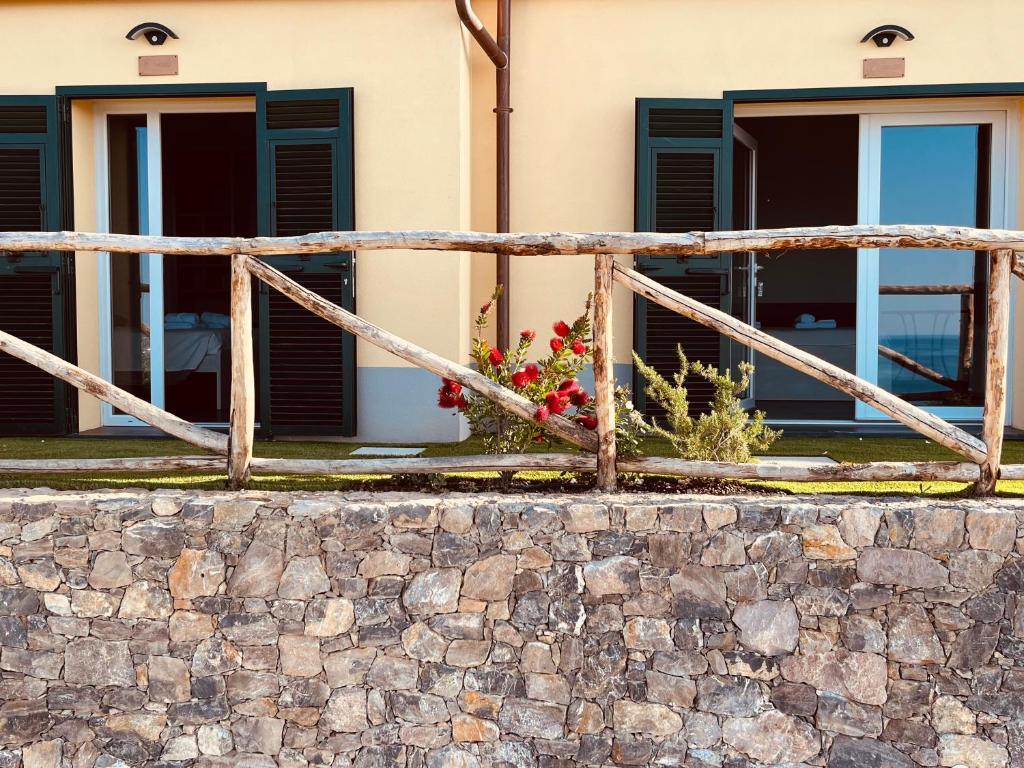 Hotel Eufonia Del Mare Finale Ligure Zewnętrze zdjęcie